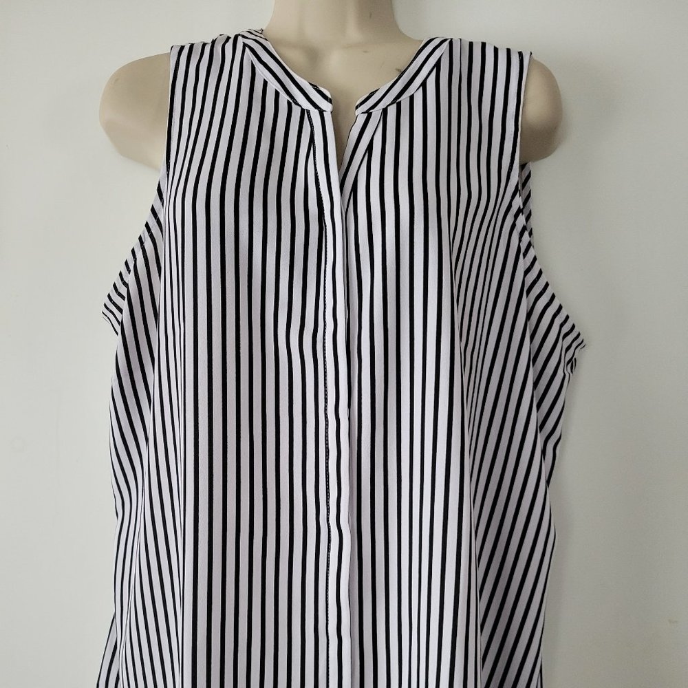 Apt 9 Women's Blue Top /Blouse Sz XL.